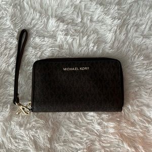 Michael Kors Wristlet